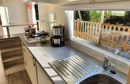 Le Bois-Plage-en-Re House | Camping LES VARENNES * - Mobil-home SALINE 2 chambres 4 personnes