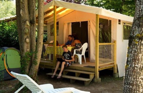 Estang House | Camping Les Lacs De Courtès*** - 3 Room Canvas Bungalow 4 People