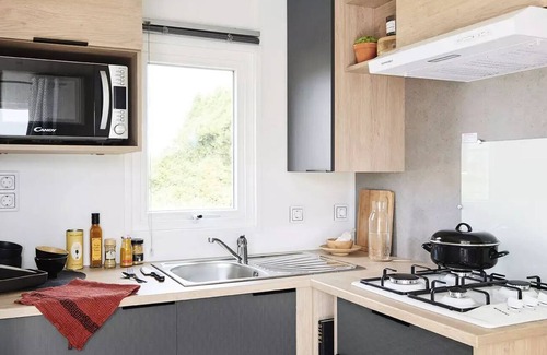 Saint-Gerons House | Camping Les Rives du lac Cantalès * - 3 Bedroom Mobile Home Cota 6 people