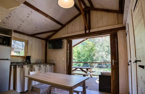 Laruns House | Camping maeva Escapades des Gaves * - Cabin on Stilts 3 Rooms 5 People + TV
