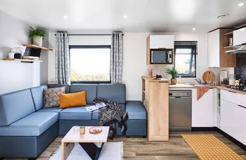 Plougasnou House | Camping maeva Respire Le Domaine de Mesqueau * - Lodge PREMIUM 3 Rooms 4 People + TV