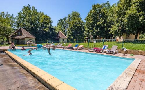 Saint Sozy Resort | Camping Saint-Sozy