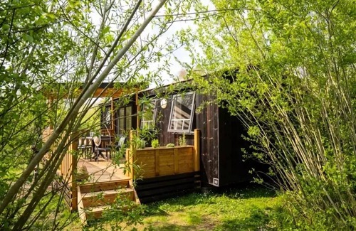 Les Ponts-de-Ce House | Camping Slow Village Loire Vallée* - Cabin 6 people