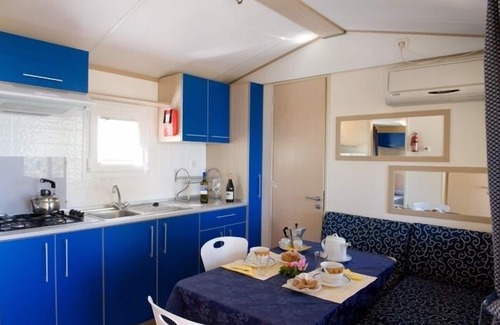 Monte del Lago RV Rental | Camping Villaggio Cerquestra