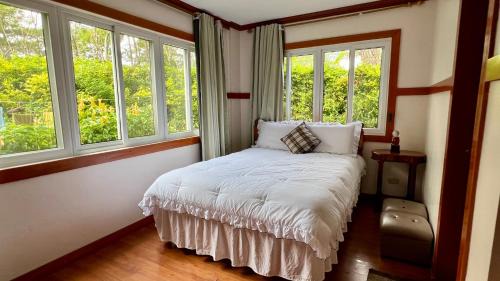 Baguio House | Campjohnhay Forest Home B1F