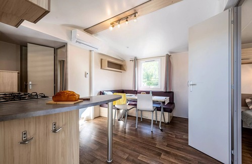 Badefols-sur-Dordogne House | Campsite maeva Getaways Les Bö-Bains * - 3 Room Mobile Home for 4/6 People with Air Conditioning