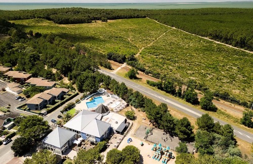 Le Verdon-sur-Mer House | Campsite La Pointe du Médoc* - Mobile home Comfort XL 3 rooms 4 people - TV