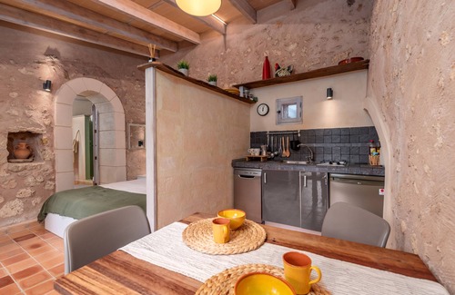 Costitx House | CAN PINA - ECO GROC - Apartment with shared pool in Costitx. Free WiFi