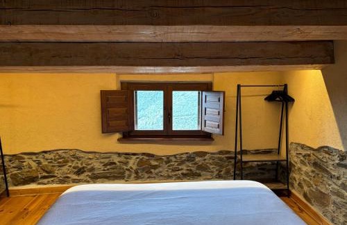 Fogars de Montclus House | Can Rovira de Fogars