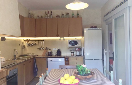 Pals House | Can Zoilo, in the heart of the medieval center of Pals. WIFI and Air Ac. FREE.