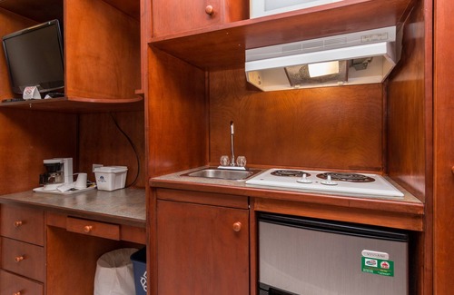 Southwest Calgary Hotel | Canadas Best Value Inn Calgary Chinook Station