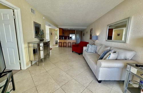 Capri Isle Condo | Canal-View Gem w/Pool in Treasure Island Paradise