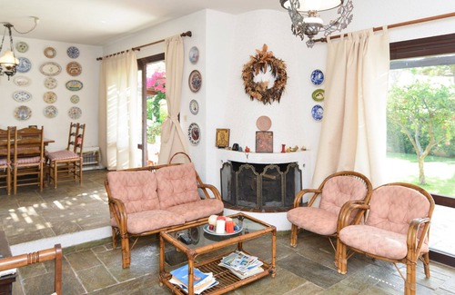 Plepi Villa | Canal Villa with private yacht and car parking