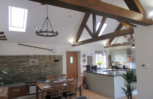 Wilmcote House | Canalside cottage situated on edge of Wilmcote village