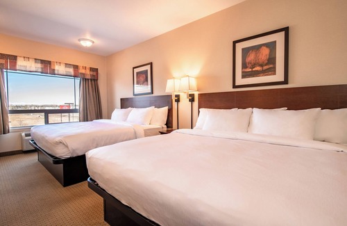 High River Hotel | Canalta High River