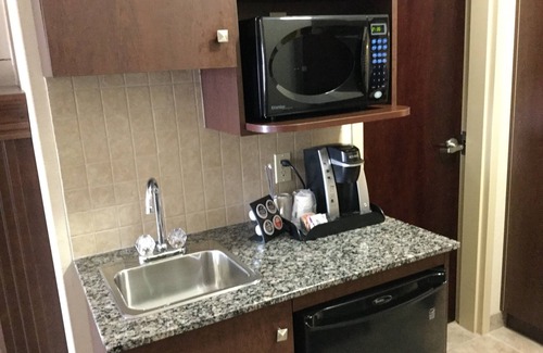 High River Hotel | Canalta High River