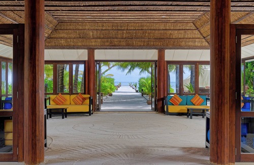 Herathera Resort | Canareef Resort Maldives