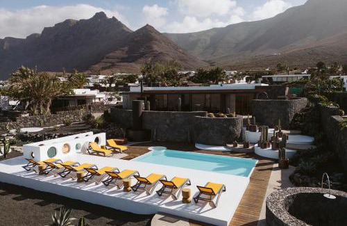 Urbanizacion Famara Villa | Canaryislandshost I Natural