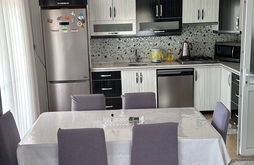 Candarli Villa | candarli white house