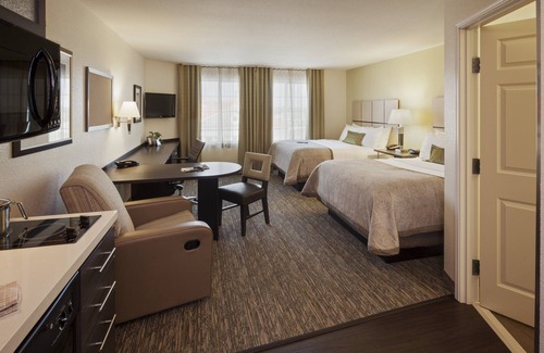 Pricedale Hotel | Candlewood Suites Belle Vernon by IHG