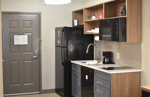 Fayetteville Hotel | Candlewood Suites Fayetteville – University of Arkansas by IHG