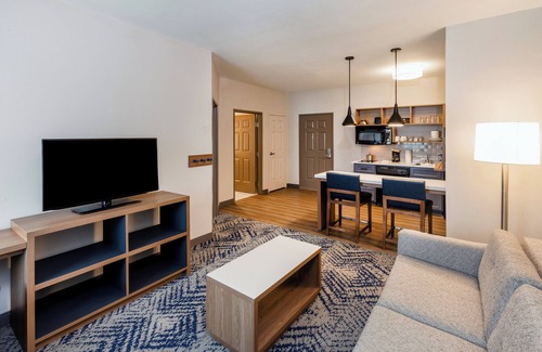 Georgetown Hotel | Candlewood Suites Georgetown by IHG