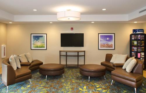 Rohrerstown Hotel | Candlewood Suites - Lancaster West by IHG