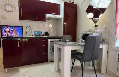 Cannes Apartment | CANNES CENTRE 5 minutes de la mer
