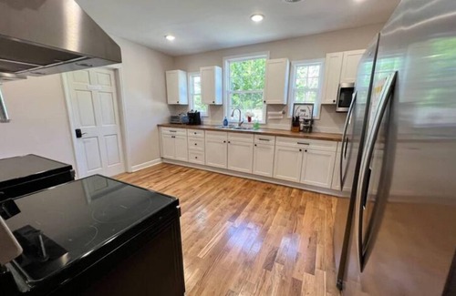 Fries Apartment | Canoe Cove at The Washington Inn