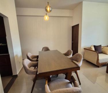Polgasowita Apartment | Canterbury Vantage