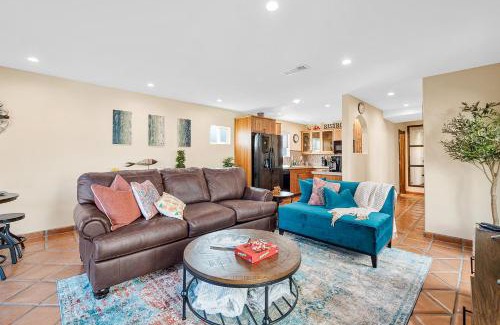 Bay Park House | Canyon Palms