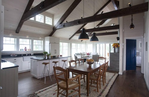 Lake Shore Cottage | Cape Cod Meets Up North in this Gull Lake Retreat