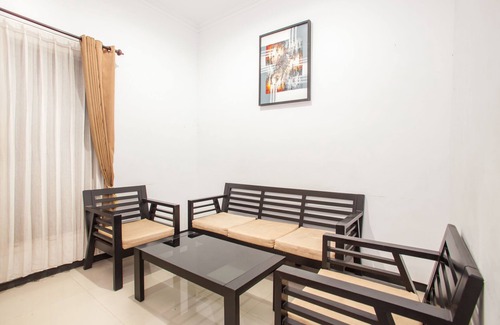 Jombang Hotel | Capital O 887 Green Hill Hotel And Convention Center