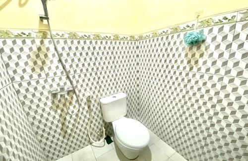 Pleret Hotel | Capital O 93601 Manda Homestay Syariah