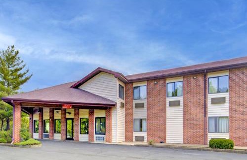 Fulton Hotel | Capital O Amerihost Inn and Suites Fulton Hwy 54 MO