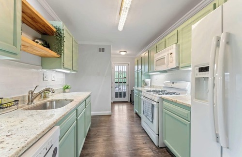 Capitol Hill House | Capitol Hill Gem: Prime Locale