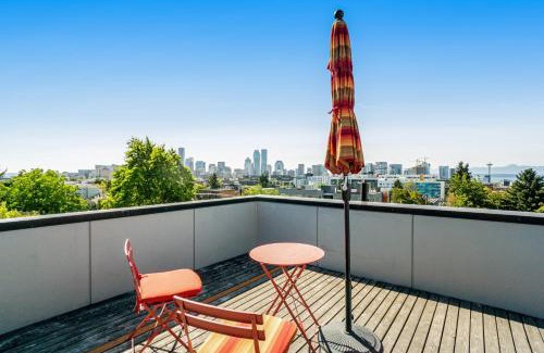 Broadway House | Capitol Hill Vista
