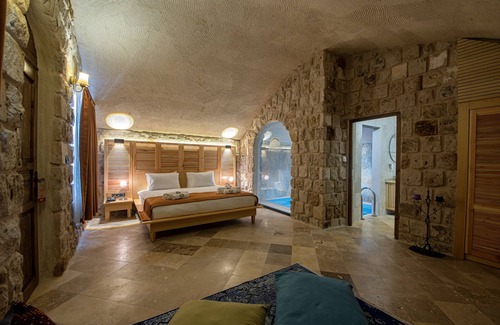 Urgup Hotel | Cappadocia Hobbit House