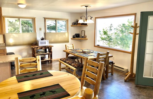 Newberry House | Captain's Hideaway Lake Superior/Lake Front Home Deer Park