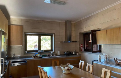 Alpendurada e Matos House | Captivating 3-Bed House in Travanca