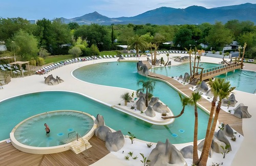 Plage d'Argeles RV Rental | Caravan 'Mobil-Home' with Shared Pool and Private Terrace