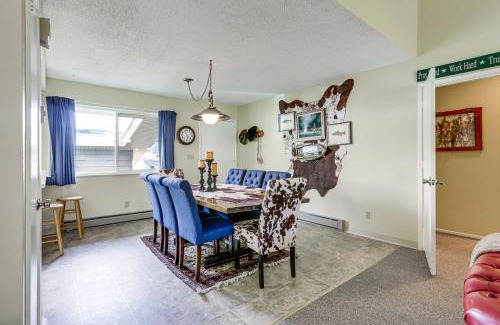Carbondale Apartment | Carbondale Condo with Balcony and On-Site Fly Fishing!