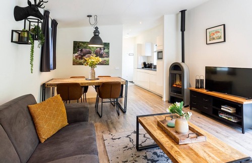 Wekerom House | Carefree enjoyment in a luxury lodge for 4 people!