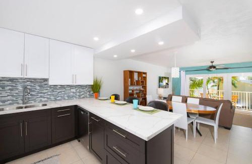 South Sound House | Caribbean Paradise #29 Condo