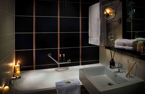 Tyrrelstown Hotel | Carlton Hotel Blanchardstown