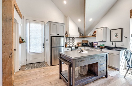 Eufaula Apartment | Carlton Landing-Stones Throw