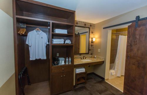 San Carlos Hotel | Carlton Oaks Lodge, an Ascend Collection Hotel