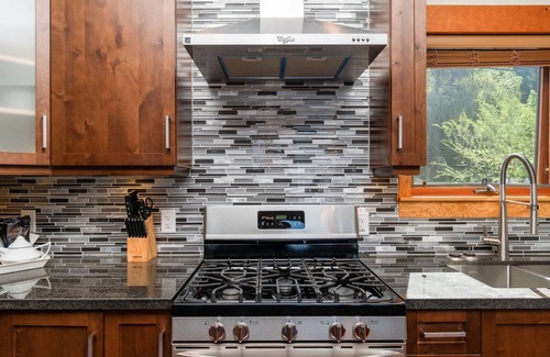 Blind Bay House | Carmel Beach Private Lodges - Unit #1. Lakefront 3 bedroom unit.