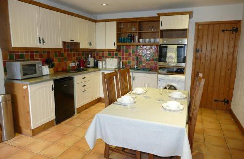 Kilkeel House | Carol Cottage & Master Suite - Mourne Mountains