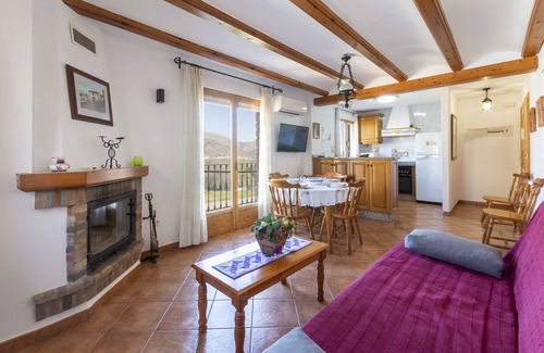 Orba House | CARREBAIX I - Beautiful apartment with mountain views and free WiFi.